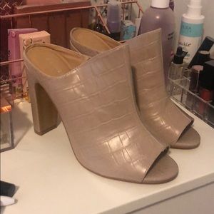 Express Tan Heels